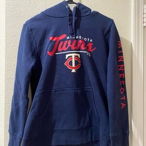 Minnesota Twins fanatic size medium women’s hoodie